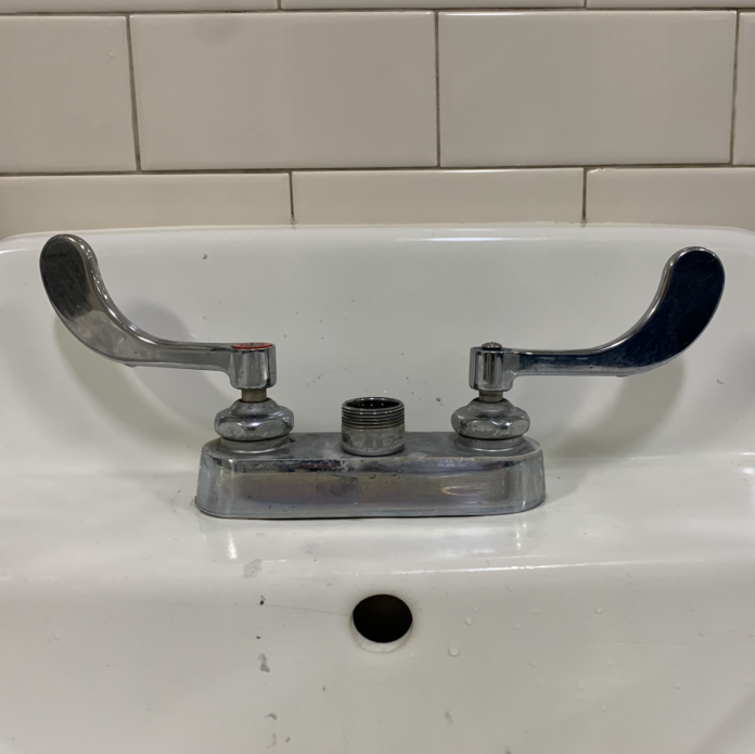 Sink with no faucet.